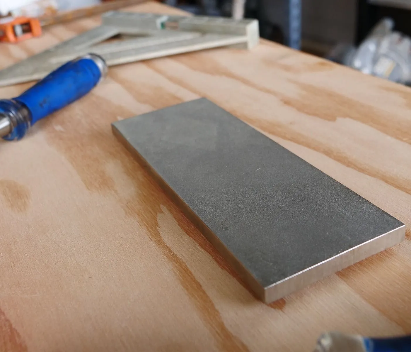 DMT | 8" Dia-Sharp® Bench Stone, Extra-Fine D8E