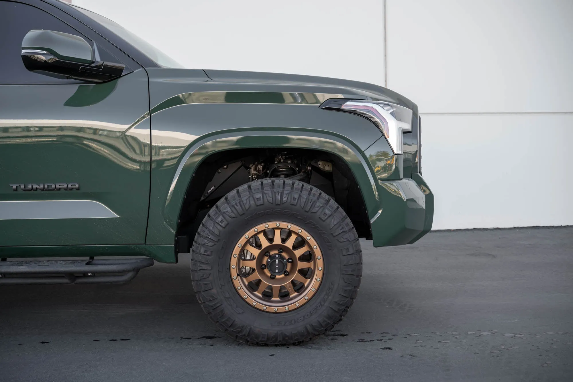 DV8 Aluminum Inner Fender Liners | 2022-2025 Toyota Tundra